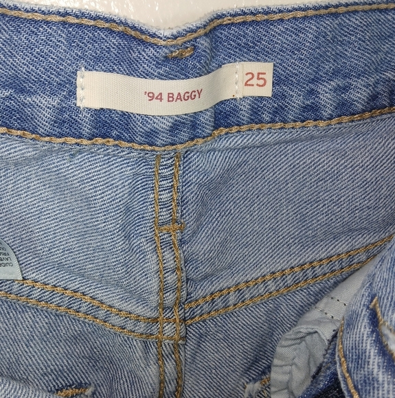 Levi's Baggy Jeans Women 25 Blue Light Wash 94 Baggy Distressed Taper Skater - Picture 8 of 15